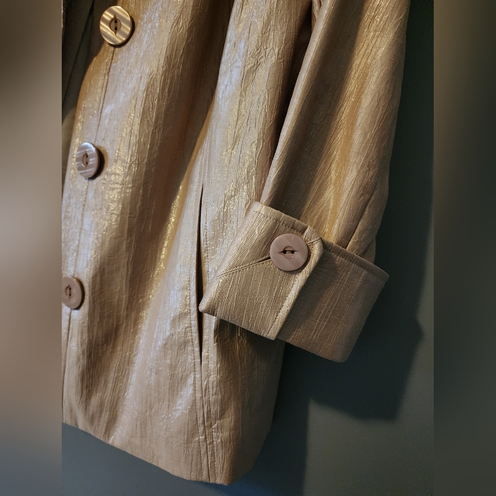 NORTHERN REFLECTIONS GOLD JACKET - Picture 6 of 8